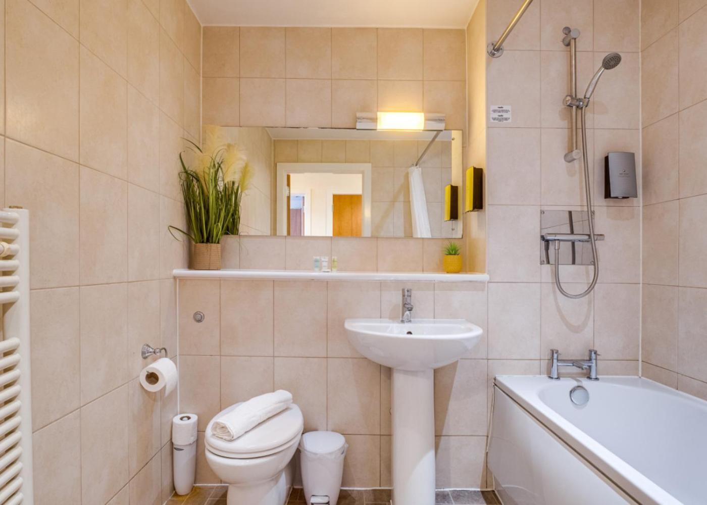 Chinatown - One Bed - Balcony - Secure Parking - Fast Wifi - Birmingham City Centre - 49A Екстериор снимка
