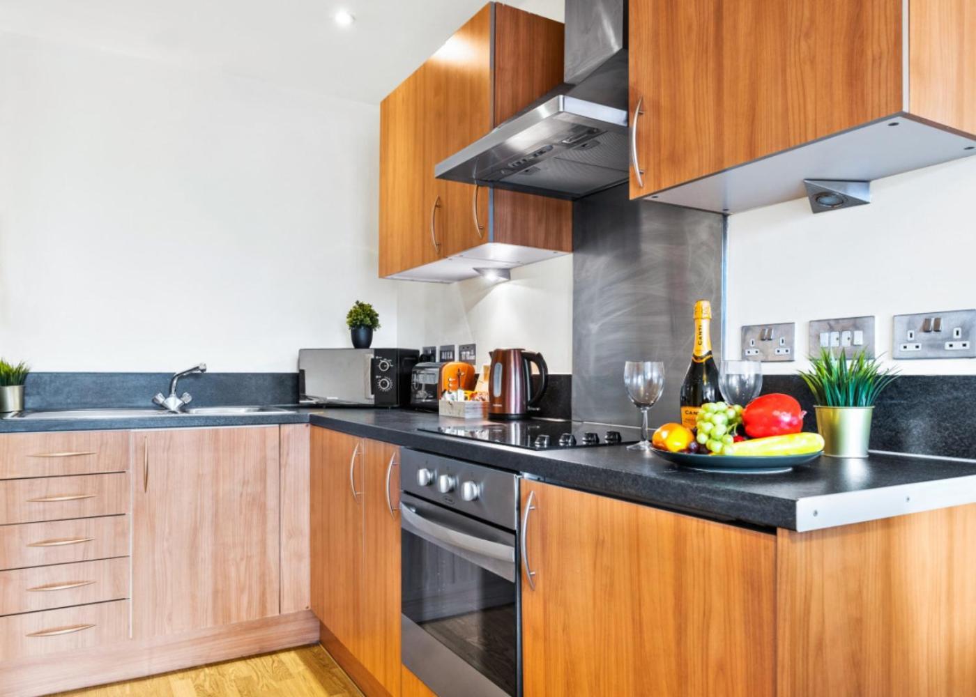 Chinatown - One Bed - Balcony - Secure Parking - Fast Wifi - Birmingham City Centre - 49A Екстериор снимка